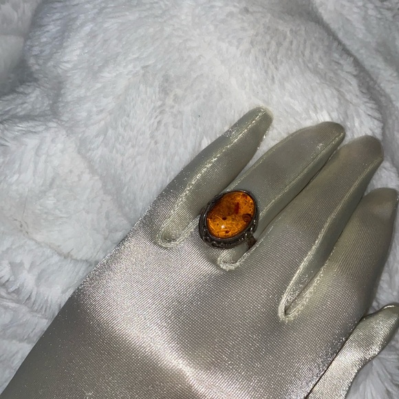 Sterling silver genuine amber ring (stamped .925) - Picture 1 of 4